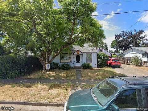 S 8Th St, CottageGrove, OR 97424