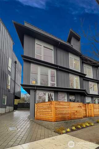 Leary Way Nw, Seattle, WA 98107