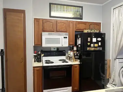 E Burgess, Pensacola, FL 32504