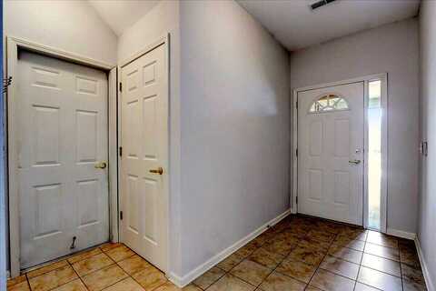N16W26567 Wild Oats Drive, Pewaukee, WI 53072