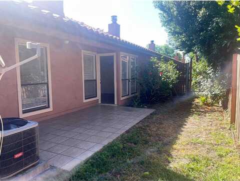 Saint Johns Court, Winter Park, FL 32792