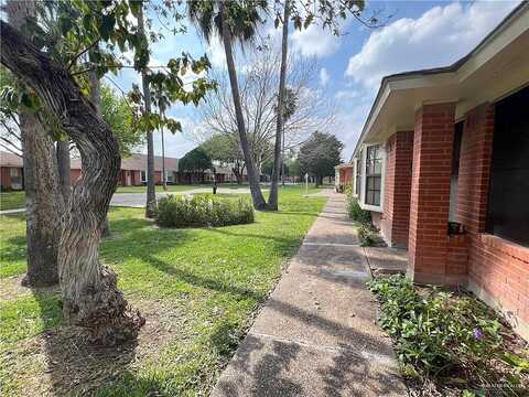 E La Vista Avenue, Mcallen, TX 78501