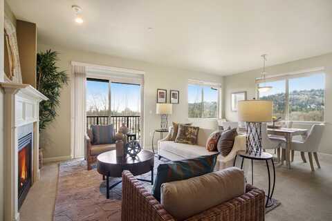 132Nd Place Se, Newcastle, WA 98059