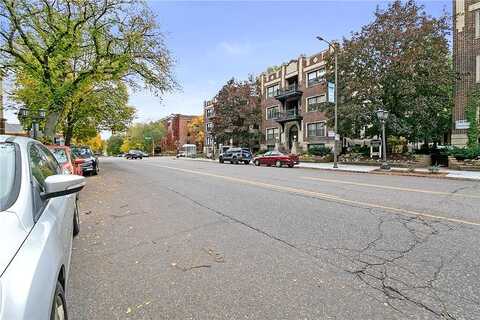 Grand Avenue, Saint Paul, MN 55105
