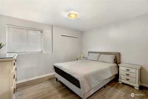 Broadway, Tacoma, WA 98402