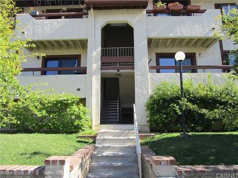Tiffany, Canyon Country, CA 91387
