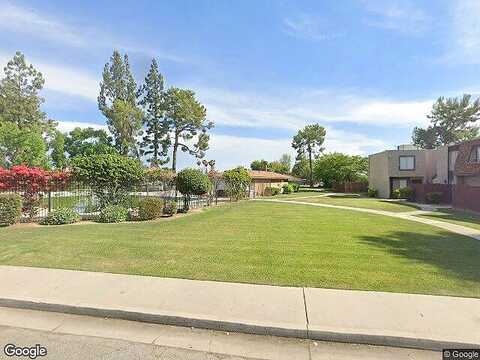 Pinon Springs Circle, Bakersfield, CA 93309