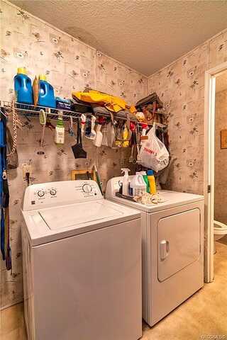 S Parkside Avenue, Floral City, FL 34436