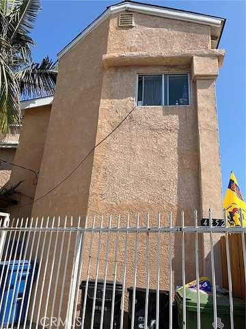 42Nd, LOS ANGELES, CA 90011