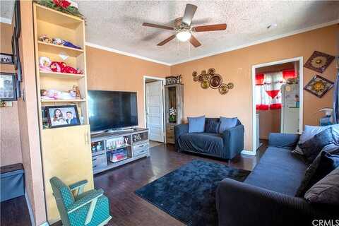 49Th, LOS ANGELES, CA 90011