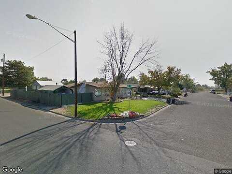 N Washington Court, Moses Lake, WA 98837