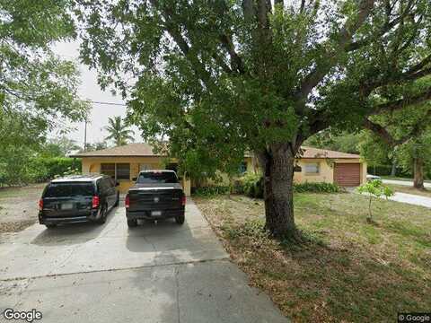 14Th, NAPLES, FL 34103