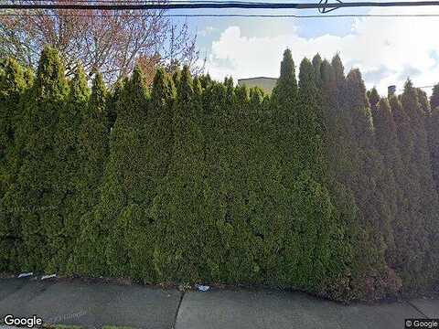 132Nd Avenue Ne, Kirkland, WA 98034