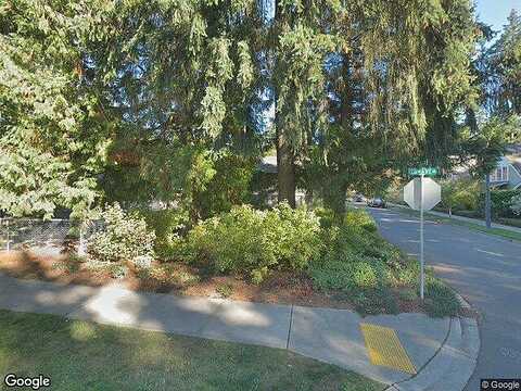 128Th Avenue Ne, Kirkland, WA 98033