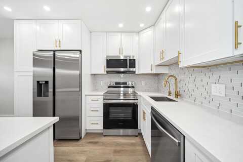 Oakridge K, Deerfield Beach, FL 33442