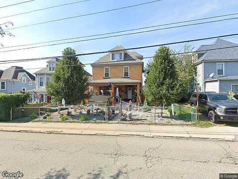 Freeport, NEW KENSINGTON, PA 15068