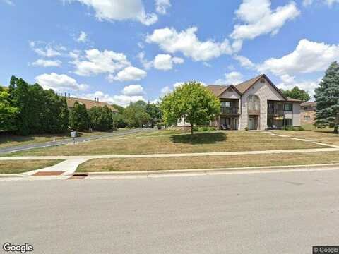 Meadowcreek Drive, Pewaukee, WI 53072