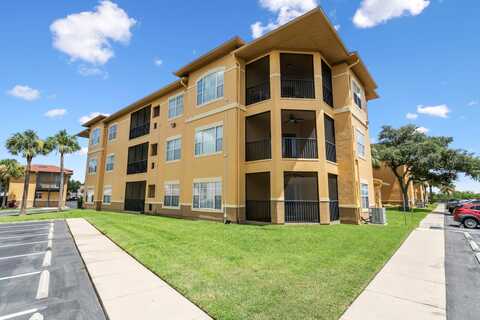 Bayside Village Drive, Tampa, FL 33615