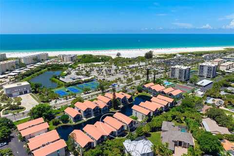Lake House Circle, Sarasota, FL 34242