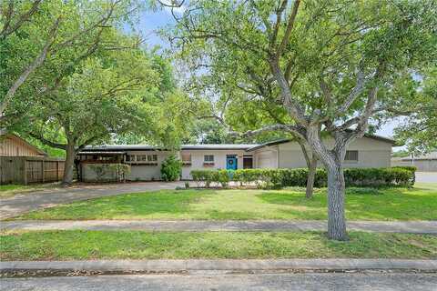 Dolphin Place, Corpus Christi, TX 78411