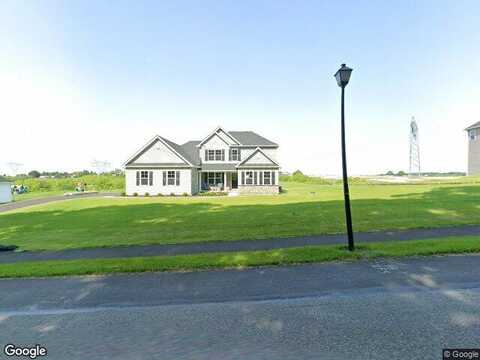 Maple Street, Schnecksville, PA 18078