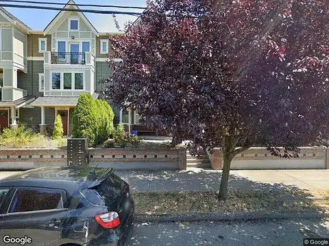 12Th Avenue E, Seattle, WA 98102