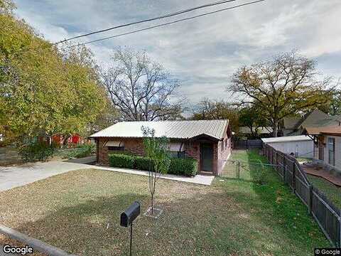 N Merrimac Street, Weatherford, TX 76086