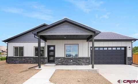 Weminuche Avenue, Montrose, CO 81401