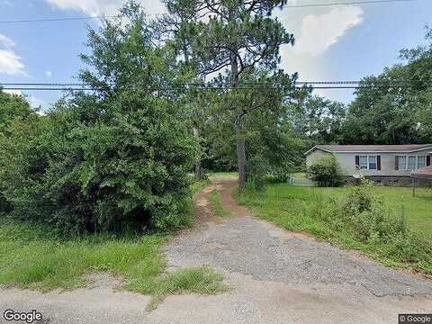 Charles Cir, Pace, FL 32571