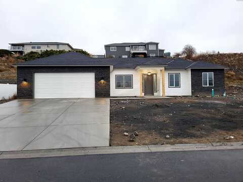 Stacy Dr Se, Moses Lake, WA 98837