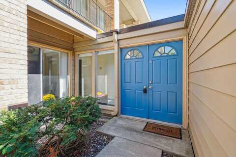 Colony Way, Edina, MN 55435