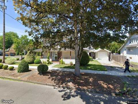 Capitol St Ne, Salem, OR 97301