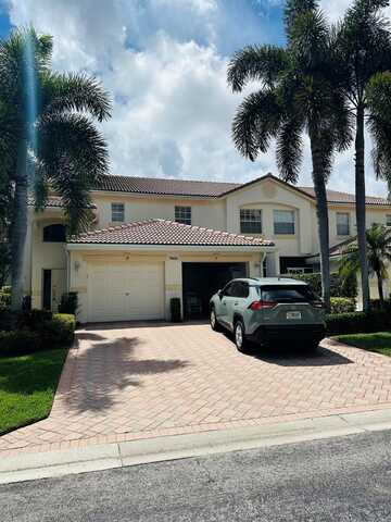 Laina Lane, Boynton Beach, FL 33437