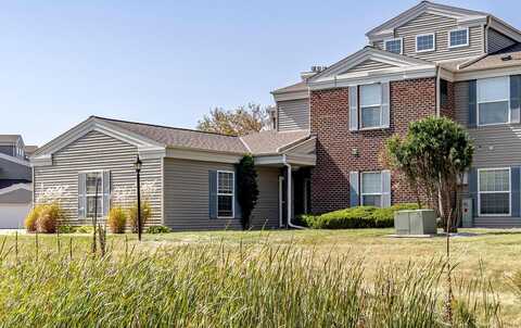 N16W26534 Wild Oats Drive, Pewaukee, WI 53072