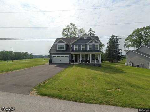 Forest Road, Chambersburg, PA 17202