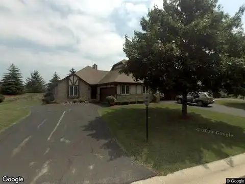 Oakwood Lane, Brookfield, WI 53045