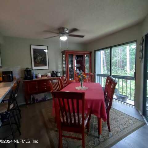 Como Lake Drive, Jacksonville, FL 32256