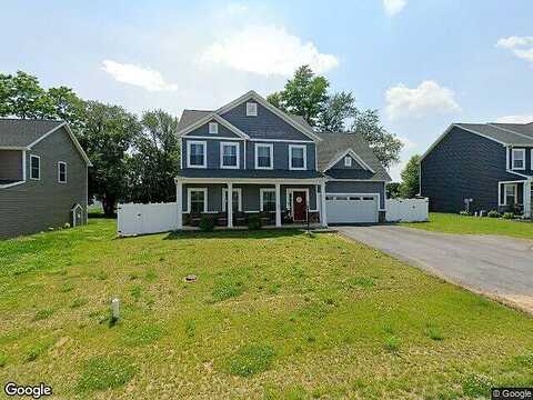 Edgewood Dr., Shippensburg, PA 17257