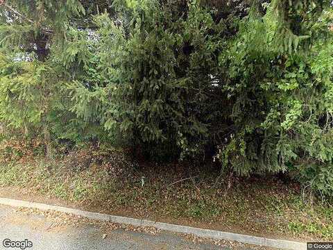 Lawrence Road, Broomall, PA 19008
