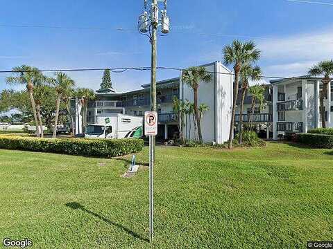 3Rd Street E, Treasure Island, FL 33706