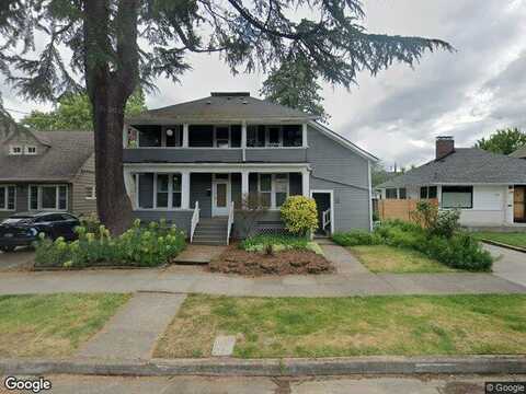 Se Malden St, Portland, OR 97202