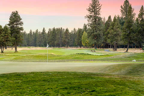 Pole House Lane, Sunriver, OR 97707