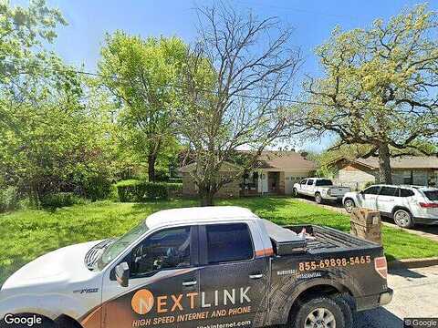 W 3Rd Street, Weatherford, TX 76086