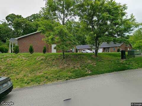 Adia Ln, Lower Burrell, PA 15068