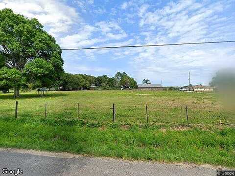 S Colbert Street, Dayton, TX 77535