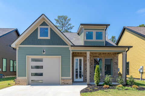Idle Place Cir, Rossville, GA 30741