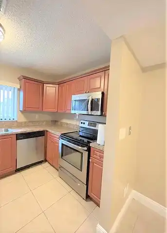 Cabot Lane, Wellington, FL 33414