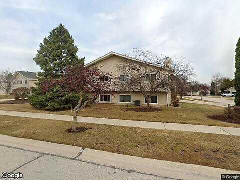 S Crabapple Court, Oak Creek, WI 53154