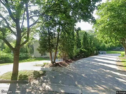Cheviot Chase, Waukesha, WI 53186