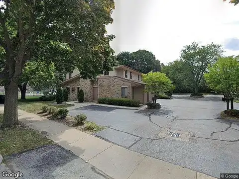 Cheviot Chase, Waukesha, WI 53186